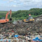 Untuk mendukung penataan dan penghentian sistem open dumping, tempat pemrosesan akhir (TPA) Regional ditutup setiap hari Rabu mulai Rabu 16 Juli 2025. (Foto: Dinas KLH Bali)