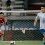 kadek Arel (kiri) berterima kasih kepada suporter meski timnya kalah (Foto: BUTD)