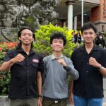 Ketua BEM Universitas Udayana Arma dan Ketua Bem terpilih Gung Pram usai diskusi di lingkungan kampus Udayana (foto: angga)