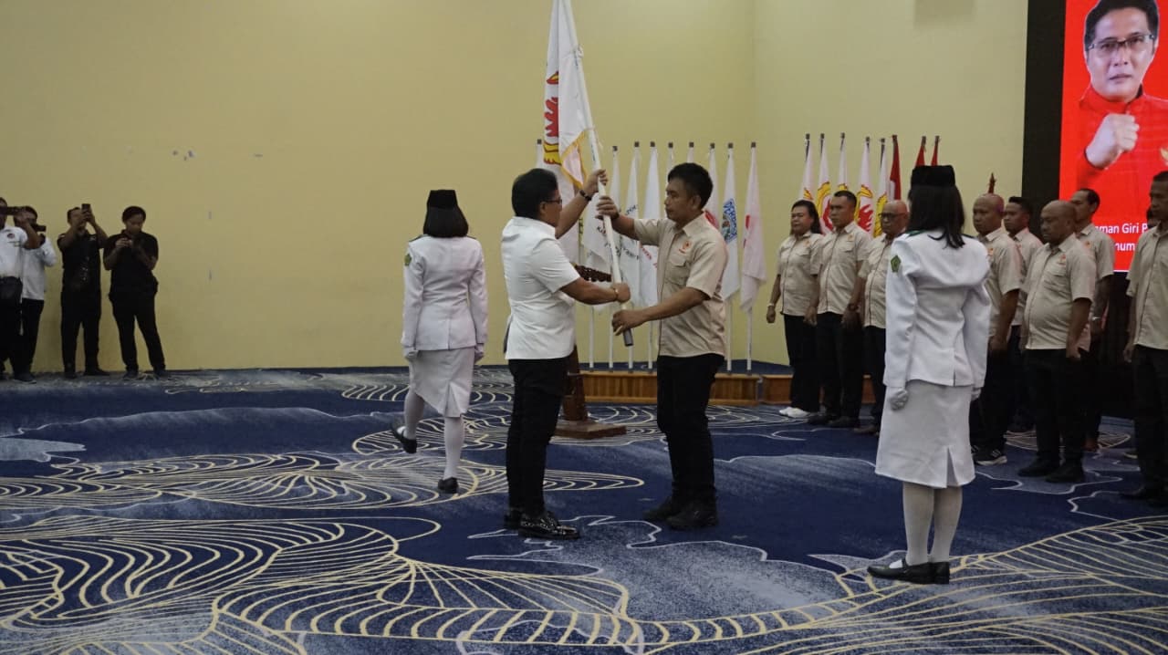 Giri Prasta Lantik Wabup Ipat sebagai Ketum  KONI Jembrana