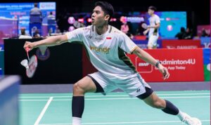 Tunggal putra Indonesia Moh Zaki Ubaidillah membuat kejutan dengan mengalahkan Lakshya Sen di babak 32 besar Malaysia Masters 2026, Rabu (20/5/2026) (Foto: XBadmindon)