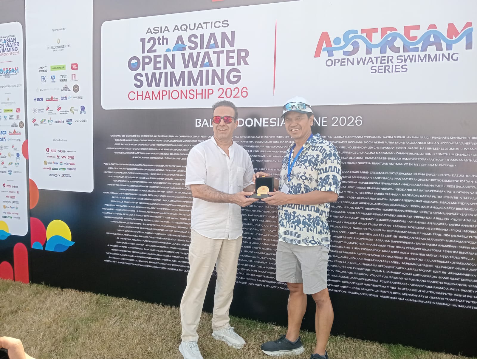 Ketua Harian PB Akuatik Indonesia Harlin E Rahardjo dan Sekjen Asia Aquatics Farid Fatahian (Foto: djo)