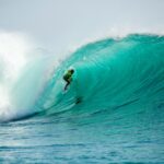 Salah satu peserta Rip Curl Cup ke-23 menunjukkan aksinya di Padang Padang (Foto: ist)