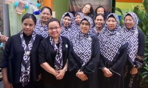 Ketua Ketua KAK Melati Lutfi Hidayati (tengah depan) saat peringatan Maulid Nabi Muhammad SAW 1448 H/2026 dan HUT KAK Melati ke-16, Minggu (6/9/2026) (FOTO: djo)